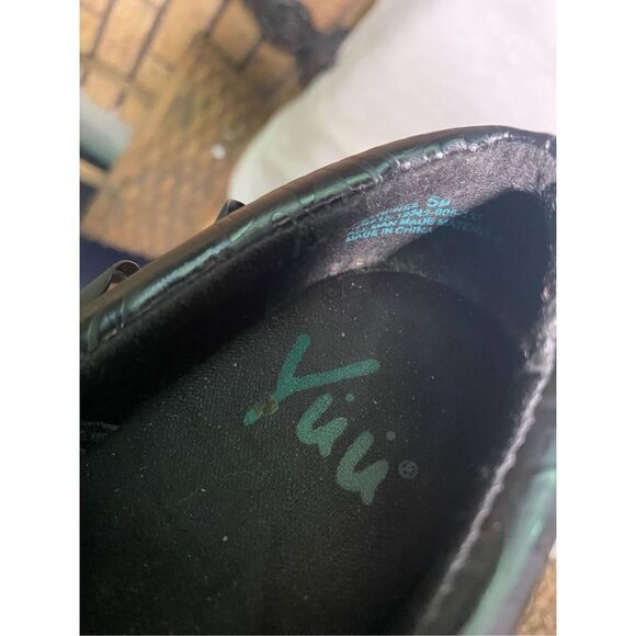 ‎Yuu Bethanee Clogs - Picture 4 of 4